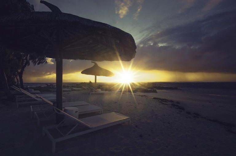 Île Maurice - Vue bord de plage couché de soleil