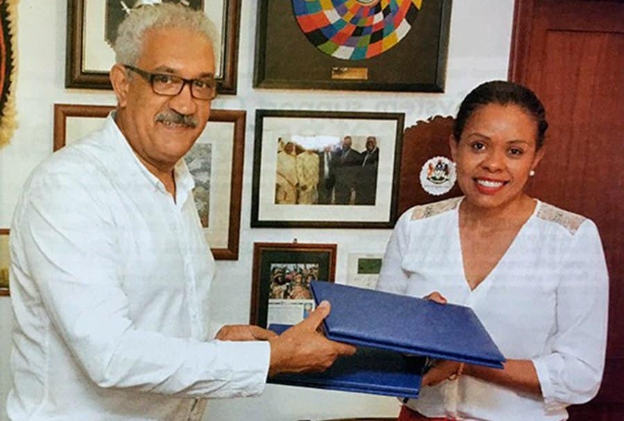 ARTICLE-The Reunion Tourism Federation signs a partnership agreement with the Seychelles tourism board Reunion Tourism Federation