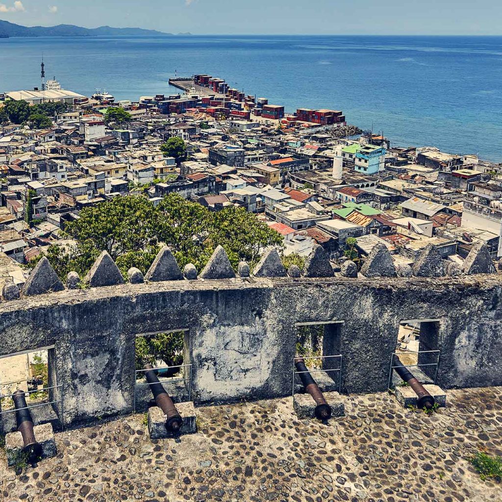 Operation cleaning of the historical and cultural sites et monuments of the Comoros