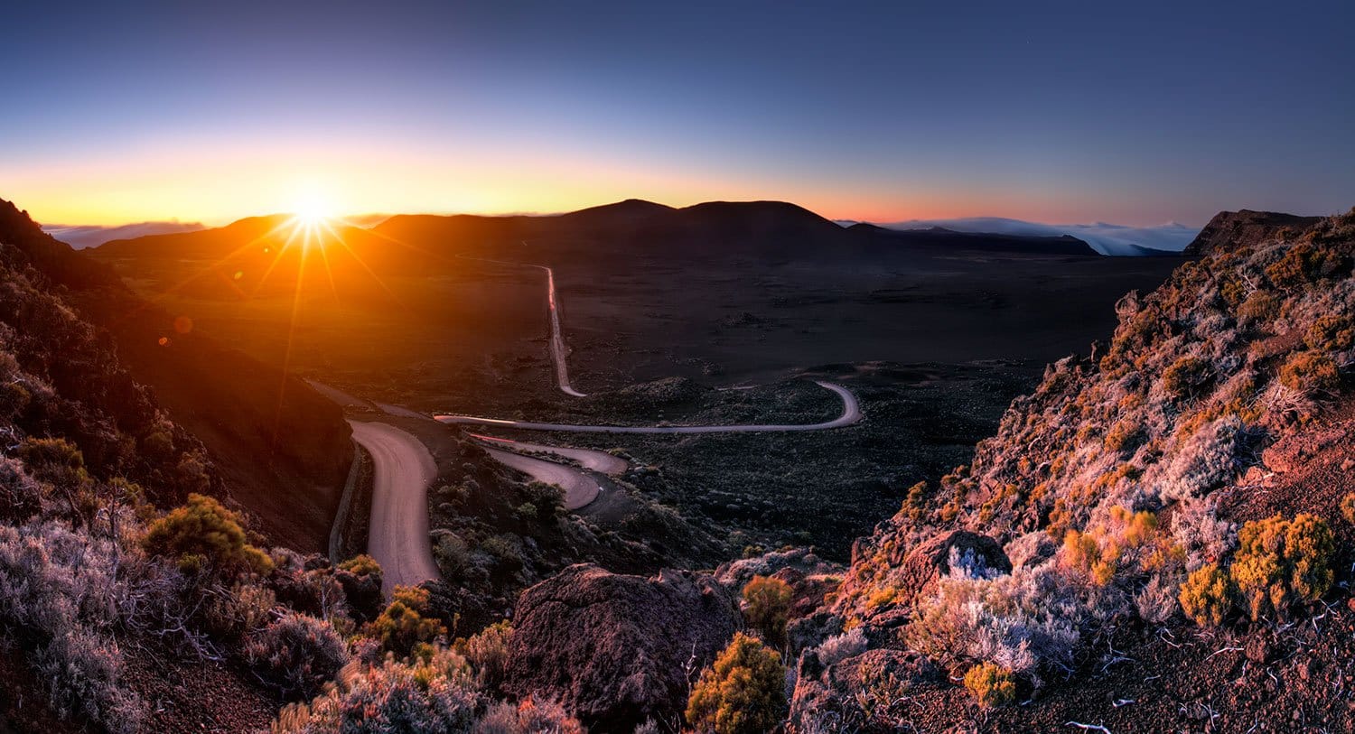 Île de la Réunion - Paysage route coucher de soleil
