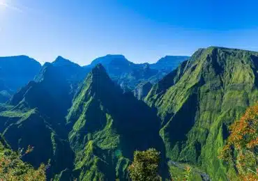 Île de la Réunion - Paysage montagneux verdoyant
