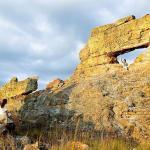 Madagascar - Paysage rocher jaune